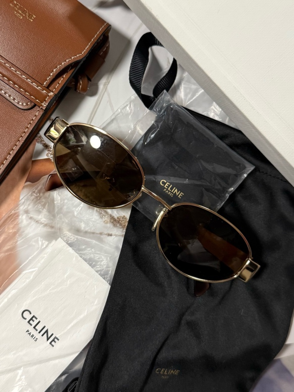 Celine Triomphe Sunglasses with Designer Crossbody Pouch - Picture 3 of 5